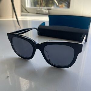 Elizabeth Bailey Nelson Sunglasses- Black